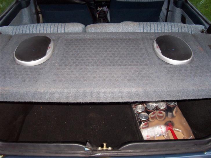VW Golf II - De store fede galle 500watt´s højtalere billede 10