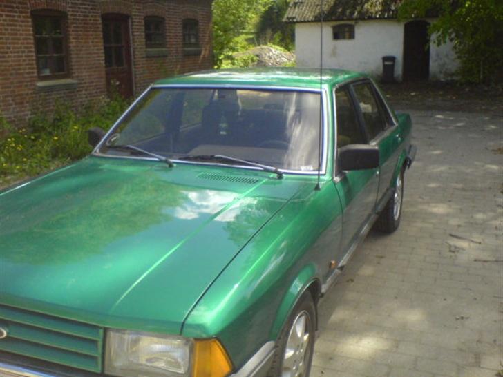 Ford granada solgt billede 3