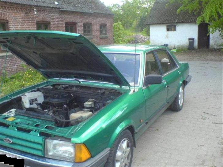 Ford granada solgt billede 4