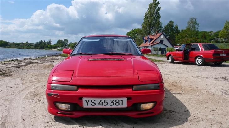 Mazda 323F *Solgt* billede 12