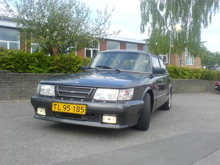 Saab 900 T8 - Så står der SAAB i gitteret mellem tågelygterne billede 11
