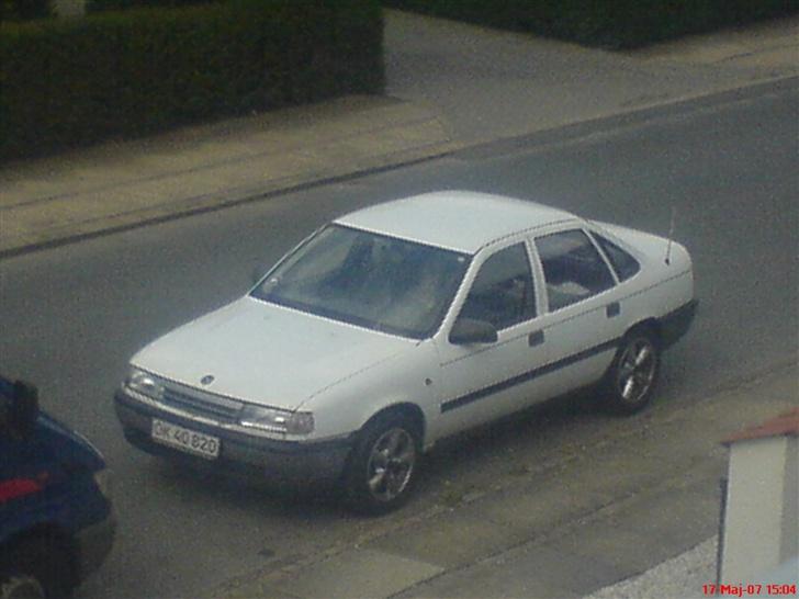 Opel Vectra A 1,8 i SOLGT billede 5
