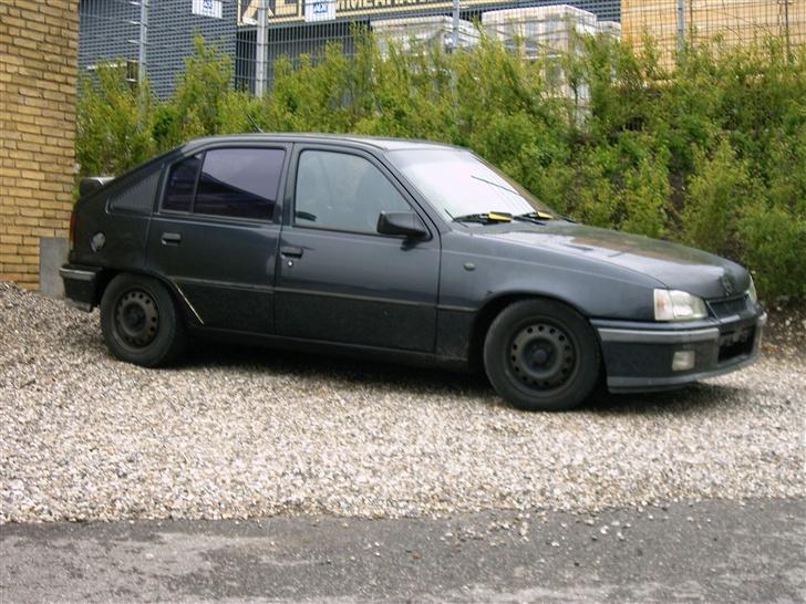Opel kadett gsi billede 2