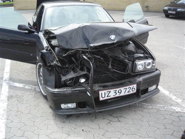 BMW 318is coupe (DØD) billede 7