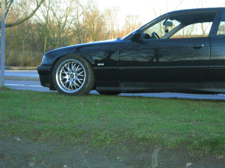 BMW 318is coupe (DØD) billede 8