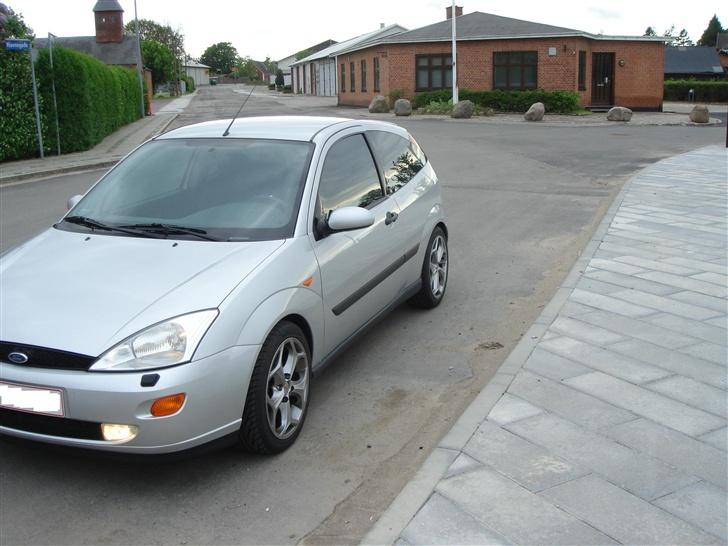 Ford Focus *SOLGT* billede 9