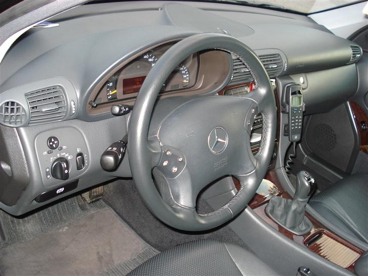 Mercedes Benz c180 Avantgarde [Solgt] billede 8