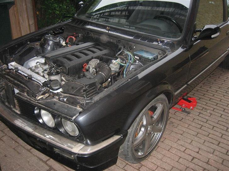BMW E30 325i billede 18