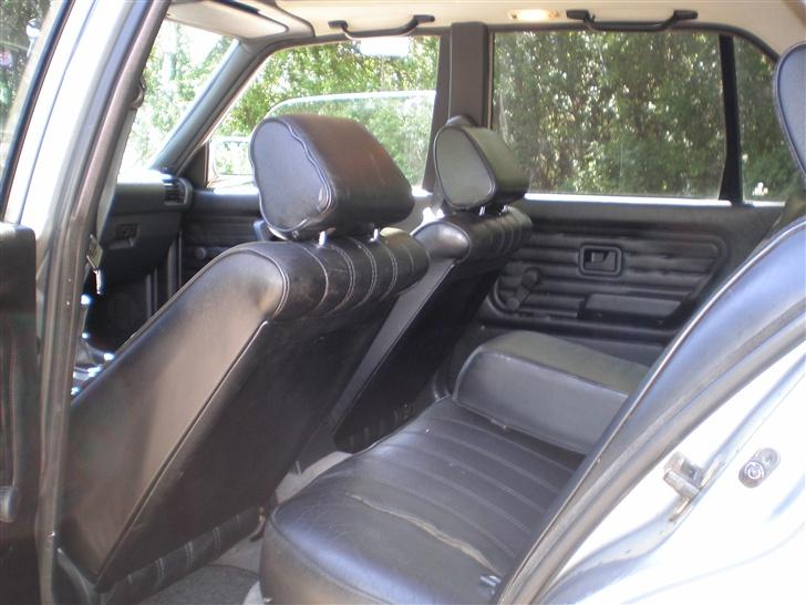 BMW 320i E30 *SOLGT* - Læder kabine, desværre med nogle fejl, men kan laves.. ;) billede 10