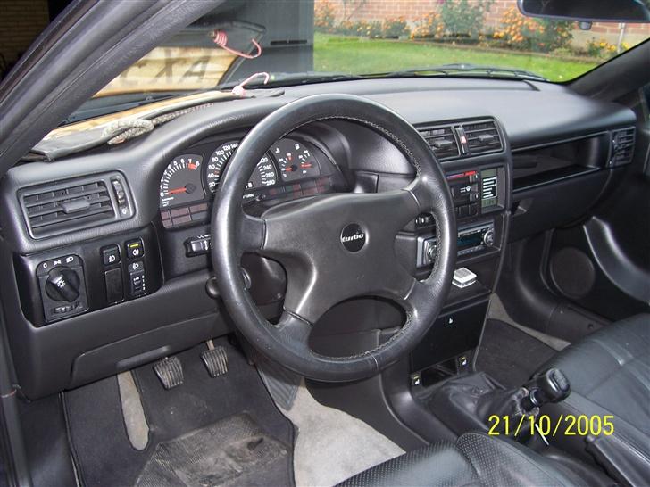 Opel calibra 4*4 turbo - her er stuen billede 8