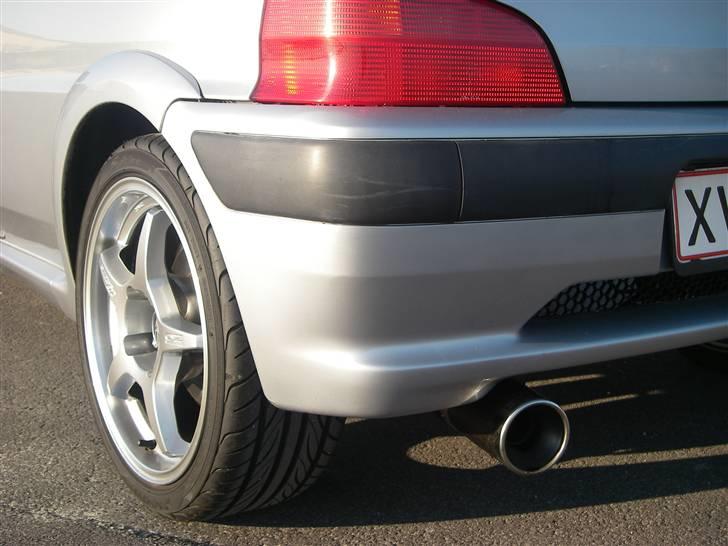 Peugeot 106 GTI billede 3