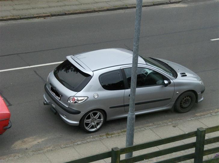 Peugeot 206 1,6 solgt billede 6