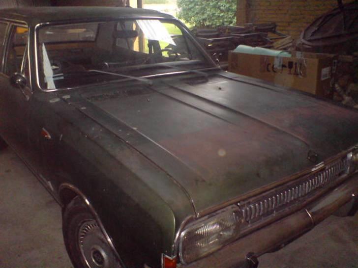 Opel Manta B Væk - minimal rusten ik kørt siden 91  billede 16