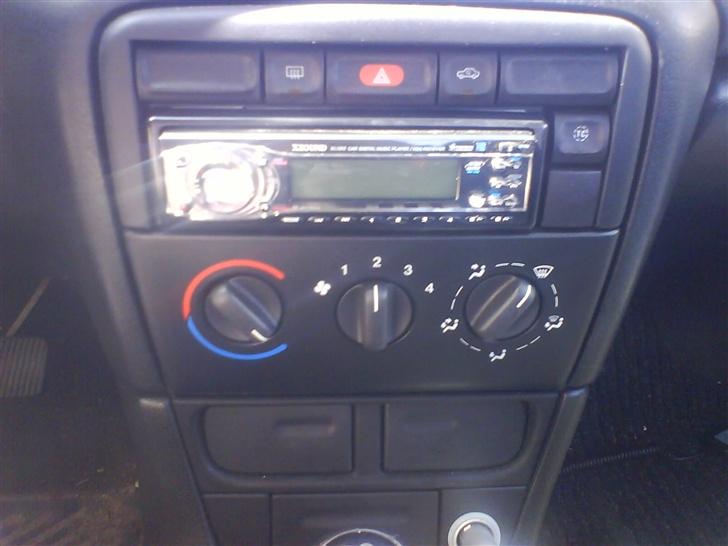 Opel Vectra B *SOLGT* - Xsound stereo billede 12