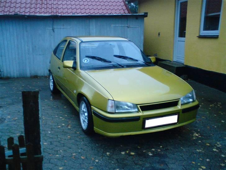 Opel Kadett E - Den er da for ond! billede 3