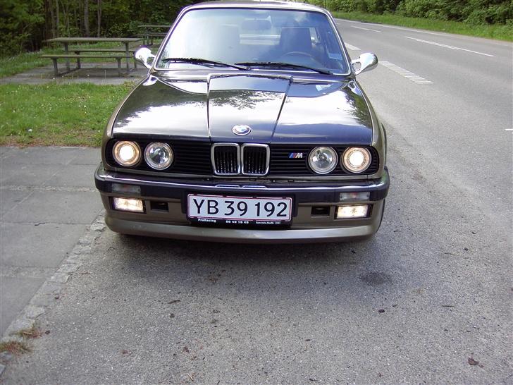 BMW 320i ( SOLGT ) E30,er - Deamon Eyes og nye tågelygter billede 13