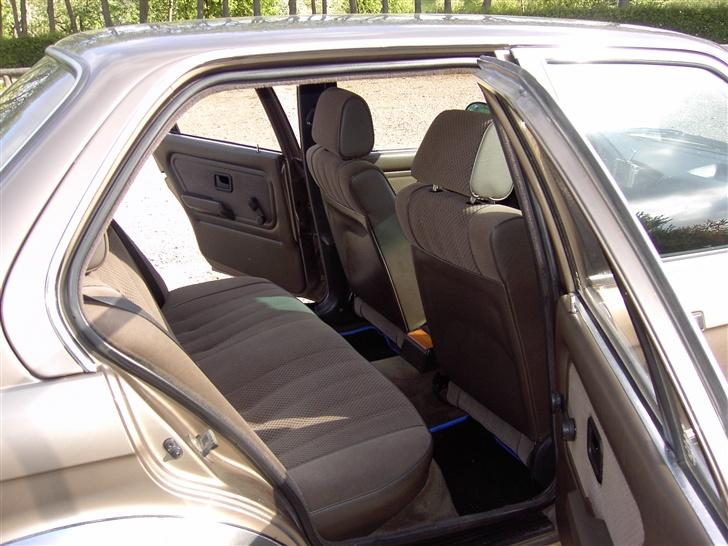 BMW 320i ( SOLGT ) E30,er - Hmmm ja det siger sig selv billede 14