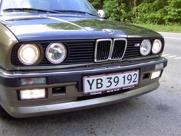 BMW 320i ( SOLGT ) E30,er - Deamon Eyes og nye tågelygter billede 18