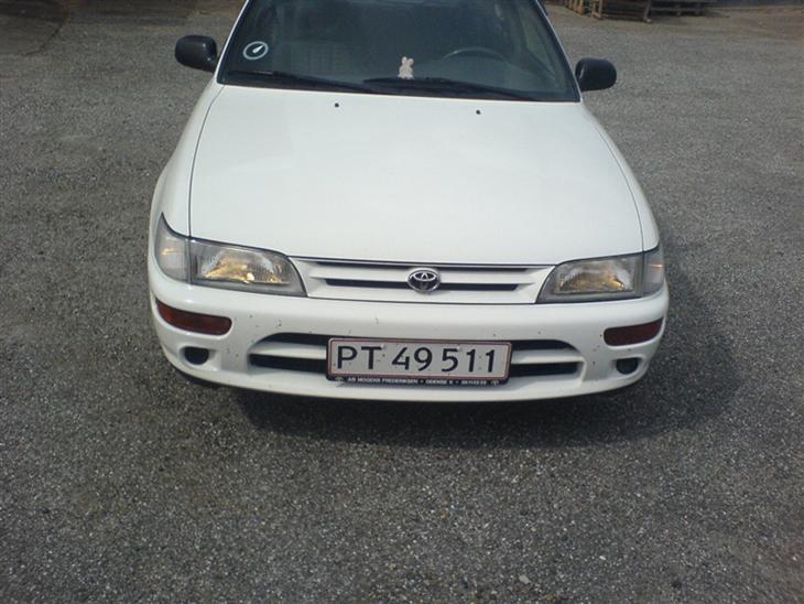 {{currentPhoto.altText}} billede {{currentPhoto.number}}