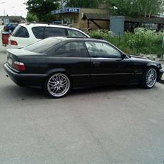 BMW 320i coupé Vanos