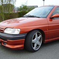 Ford Escort 1,6i (Solgt)
