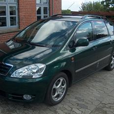 Toyota avansis verso sportsvan