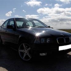 BMW 318is e36