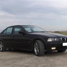 BMW 318is e36