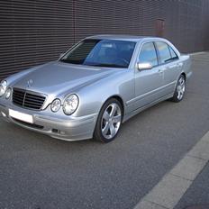 Mercedes Benz E 270 CDI Elegance