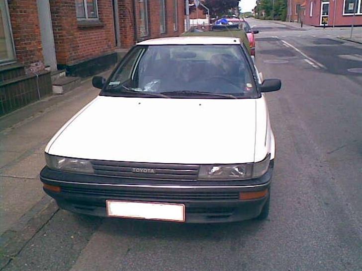 Toyota Corolla 1.3 XL ** DØD ** billede 1