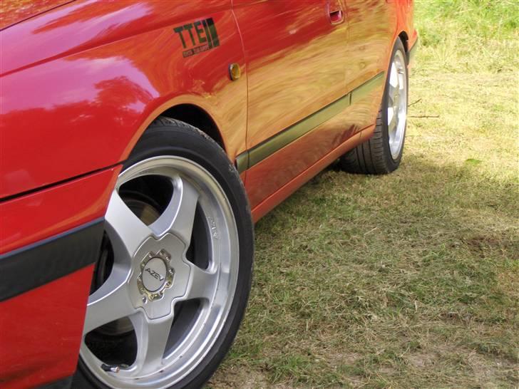 Toyota Carina E GTi *Red Devil* billede 3