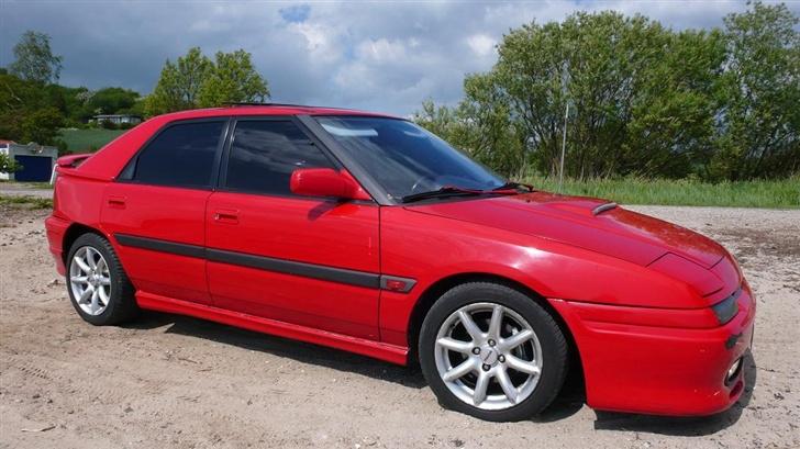 Mazda 323F *Solgt* billede 15