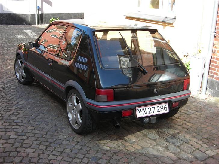 Peugeot 205 MI16  billede 2