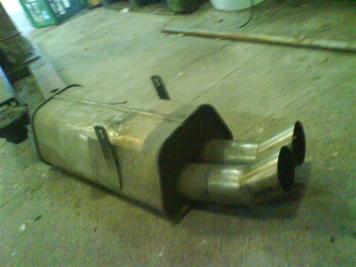 BMW e30 325i projekt SOLGT billede 11