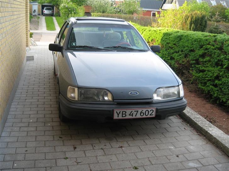Ford Sierra (SOLGT) billede 1