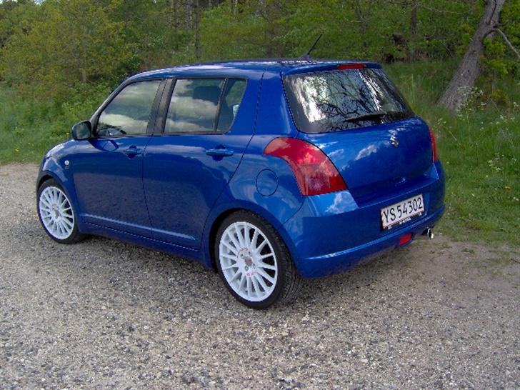 Suzuki Swift - SOLGT billede 2