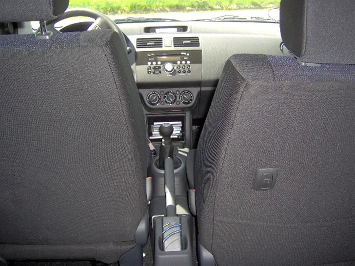 Suzuki Swift - SOLGT billede 5