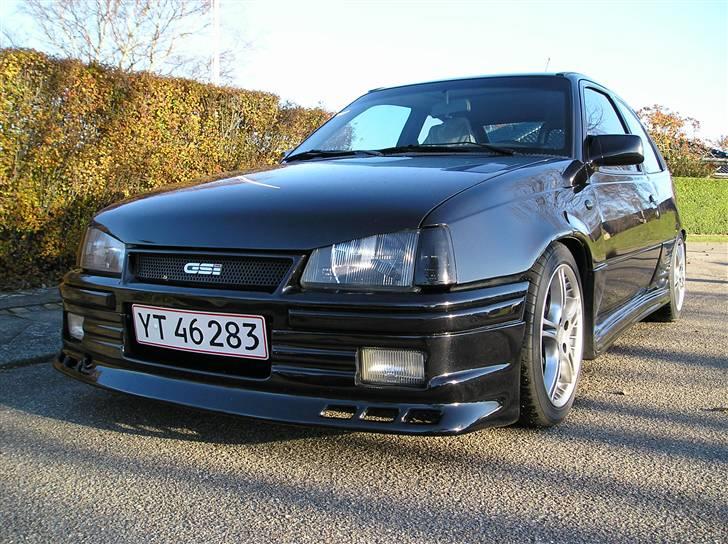 Opel Kadett E GSi 16v Solgt - Så kom der plader på den igen :D Lækkert  billede 1