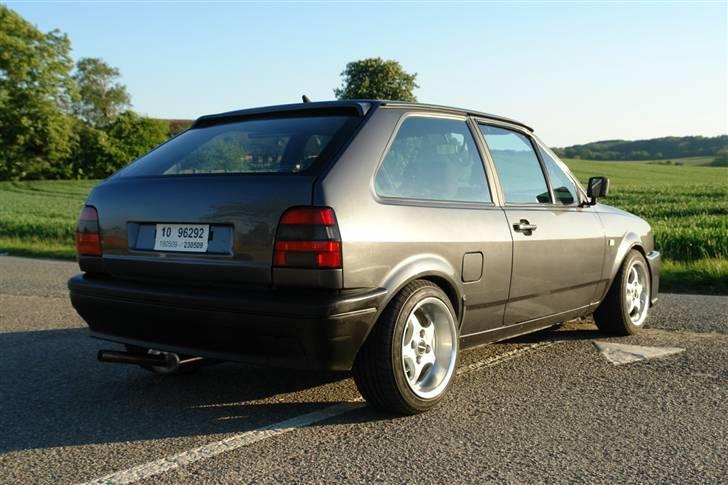 VW Polo 1.3 G40 SOLGT billede 2