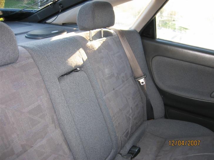 Mazda 626 SOLGT billede 3