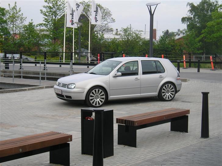 VW Golf 1.8 20V (Solgt) billede 1