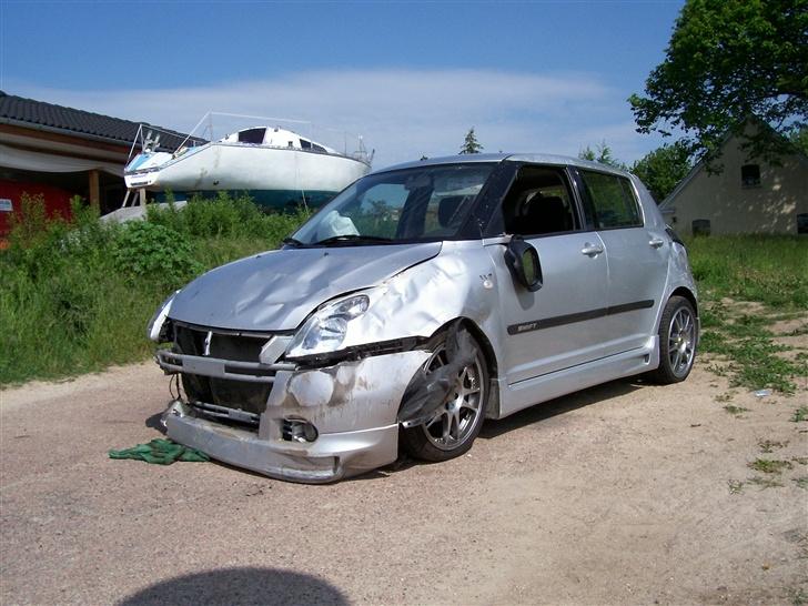 Suzuki Swift 1,5 vvt *knust* billede 10