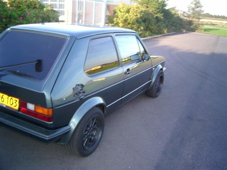 VW Golf 1 GTI Pirelli SOLGT billede 7