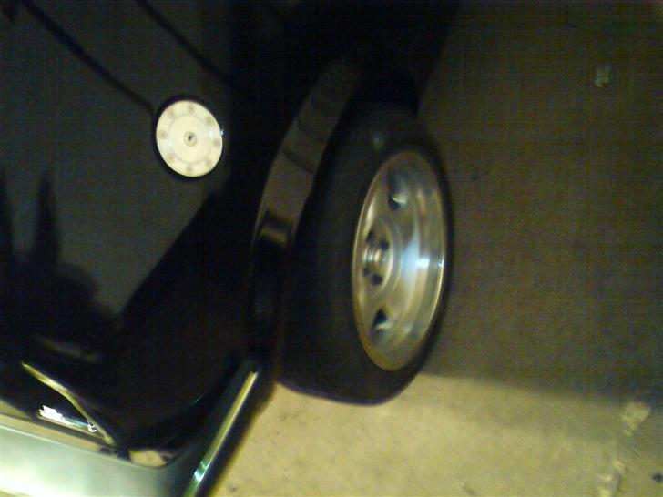 VW GOLF 1 GTI solgt billede 2