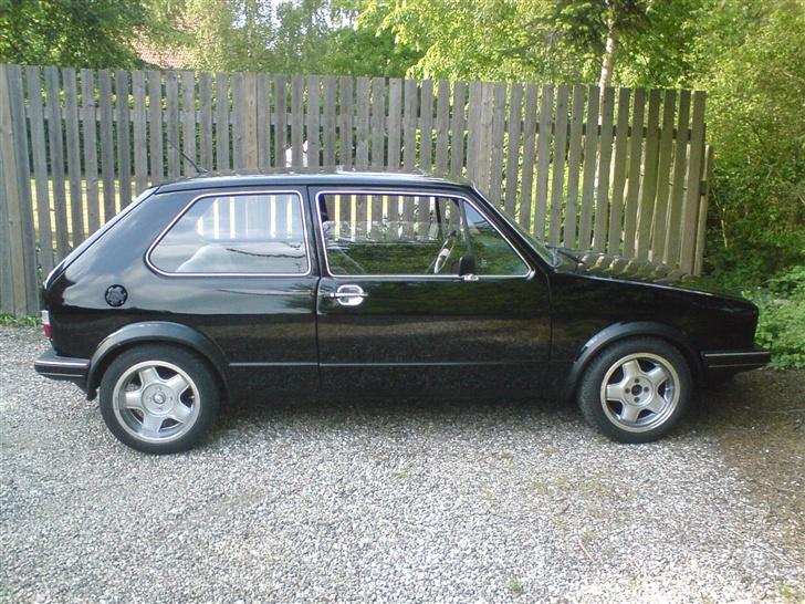 VW GOLF 1 GTI solgt billede 4