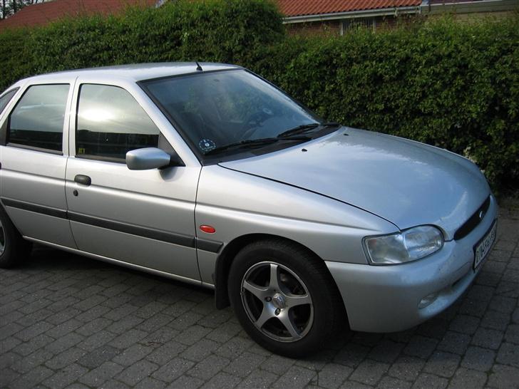 Ford Escort Monaco-SOLGT&DØD billede 12