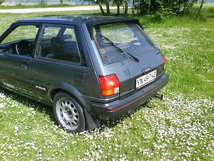 Toyota Starlet 1.3 Sport *SOLGT* billede 6