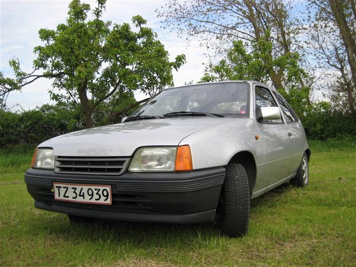Opel Kadett E billede 1