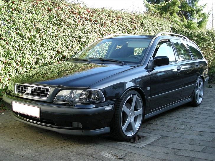 Volvo v40 t4"SOLGT" billede 1