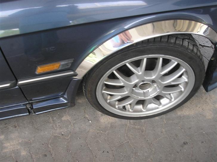 BMW 320 i SOLGT billede 5